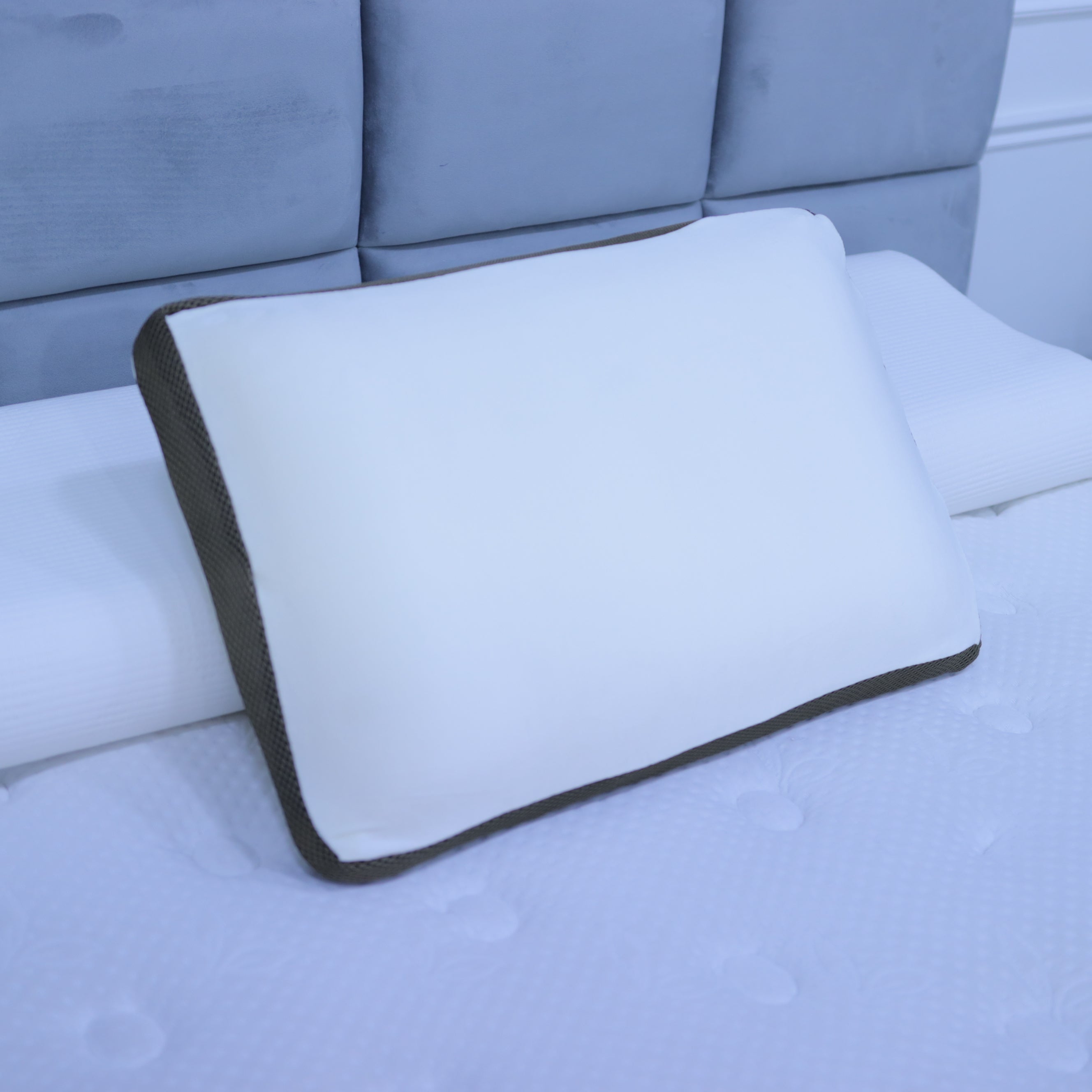 Memory Foam Pillow – Classic